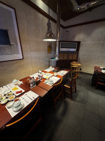 ร้านเนื้อวัวจอนโพ แพคยังยุกซิกจัง จัดงานเลี้ยงรวมของโรงพยาบาลศัลยกรรมโฟร์ซีซันส์ที่สวยงามตลอดสี่ฤดู!