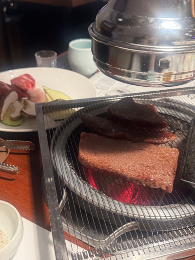 ร้านเนื้อวัวจอนโพ แพคยังยุกซิกจัง จัดงานเลี้ยงรวมของโรงพยาบาลศัลยกรรมโฟร์ซีซันส์ที่สวยงามตลอดสี่ฤดู!