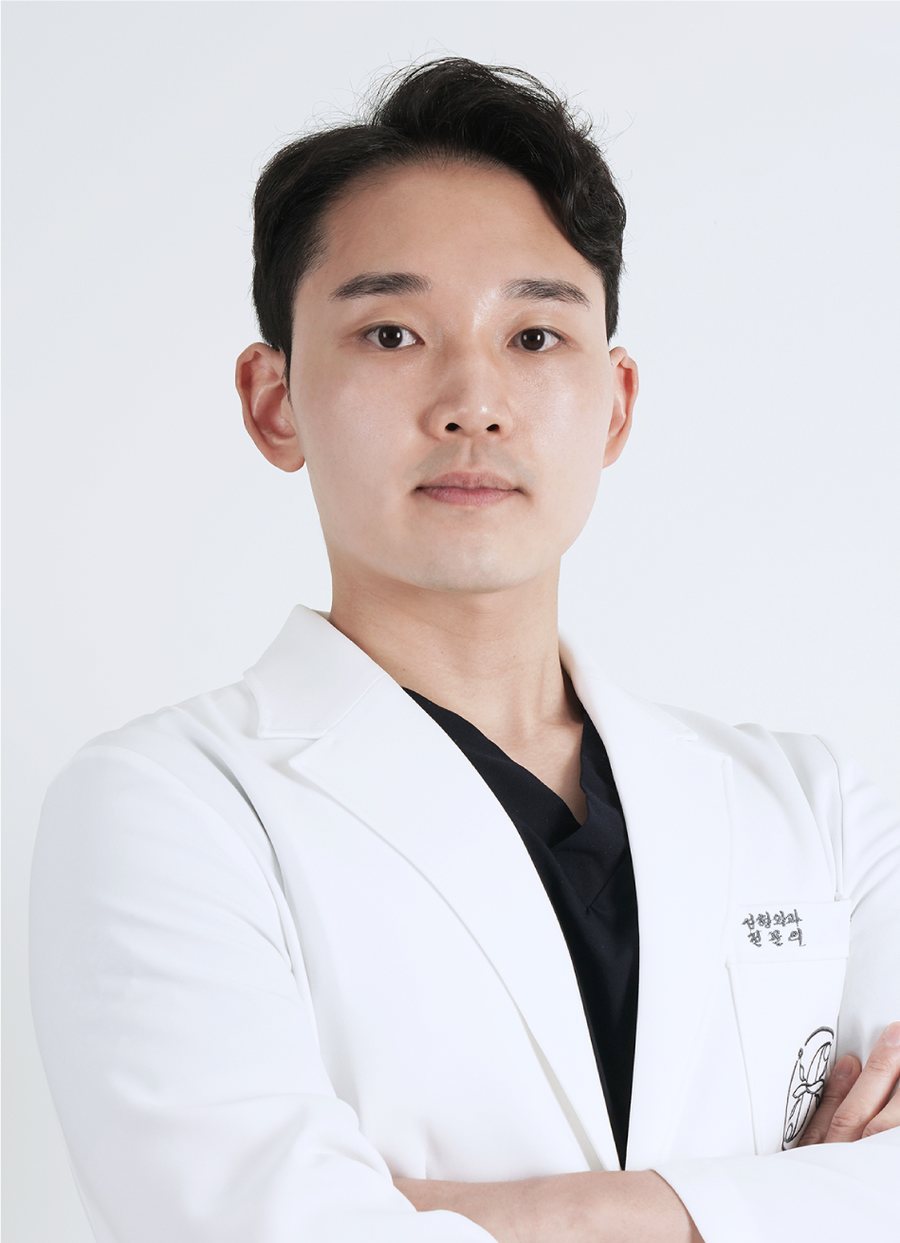 د. Go In⁠-⁠seok — أخصائي جراحة التجميل