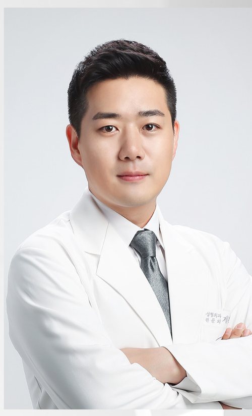 المدير الطبي د. Jegal Jeong⁠-⁠jae — أخصائي جراحة التجميل