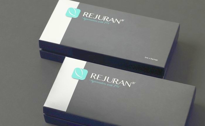 Rejuran Healer スキンブースター製品の箱2つ