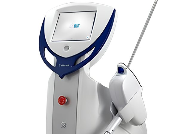 Shemax レーザー装置本体とハンドピース